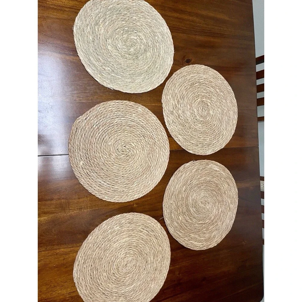 Set Of 5 Woven Straw/Rattan Chargers or Placemats